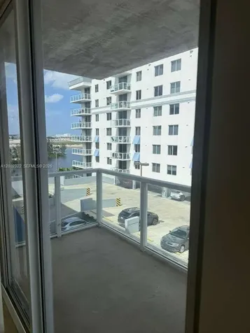 5099 NW 7th Street Miami FL 33126
