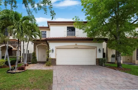 10045 NW 86th Terrace Doral FL 33178