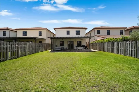 10045 NW 86th Terrace Doral FL 33178