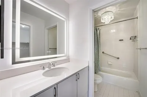 3605 SW 37 Avenue Coconut Grove FL 33133