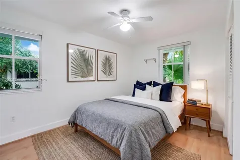 3605 SW 37 Avenue Coconut Grove FL 33133