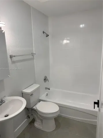 7608 NW 38th Court Davie FL 33024