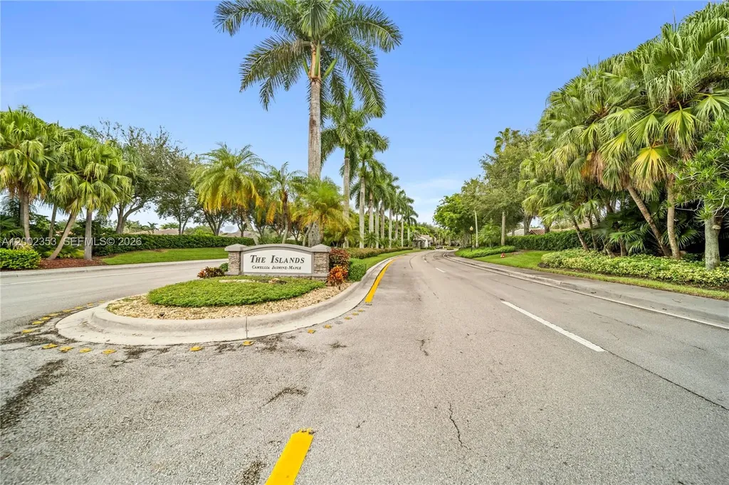 1115 Camellia Circle Weston FL 33326