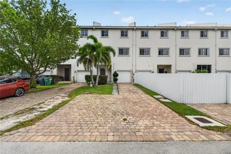 14213 SW 274th Street Homestead FL 33032