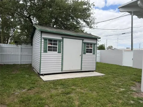 251 SW 69th Avenue Miami FL 33144