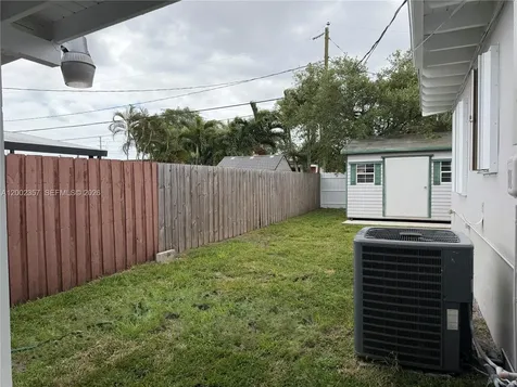 251 SW 69th Avenue Miami FL 33144