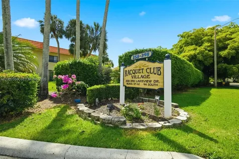 390 Lakeview Drive Weston FL 33326