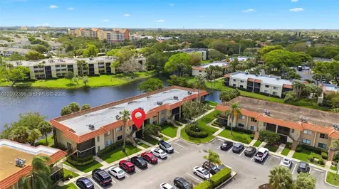 390 Lakeview Drive Weston FL 33326