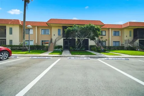 390 Lakeview Drive Weston FL 33326