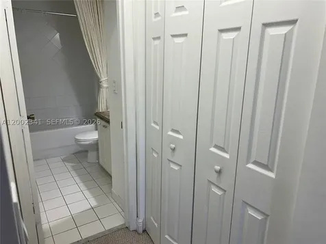 915 SW 143rd Terrace Pembroke Pines FL 33027