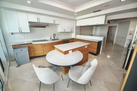 19955 NE 38th Court Aventura FL 33180