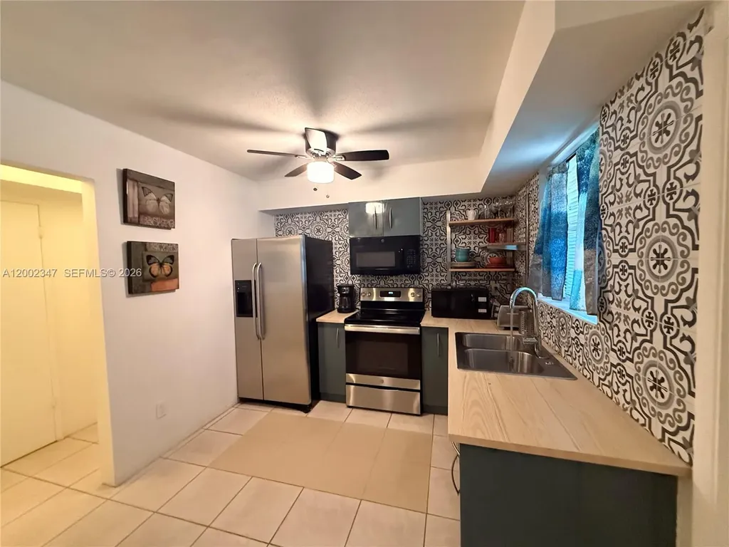 1104 N 17th Court Hollywood FL 33020