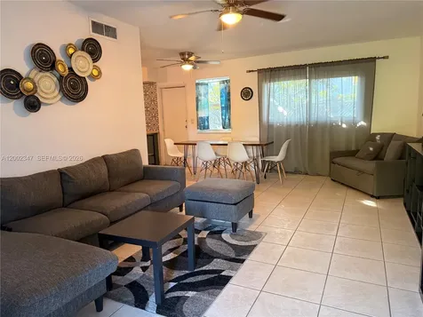 1104 N 17th Court Hollywood FL 33020