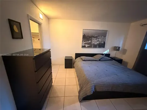 1104 N 17th Court Hollywood FL 33020