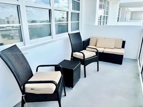 100 Lincoln Road Miami Beach FL 33139