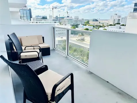 100 Lincoln Road Miami Beach FL 33139