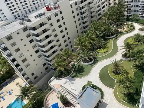 100 Lincoln Road Miami Beach FL 33139