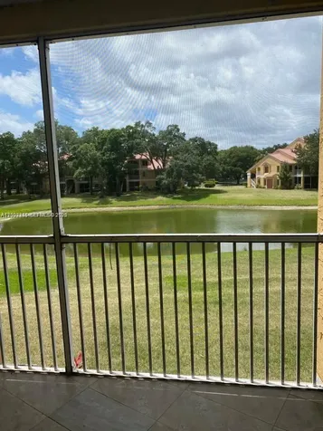 2371 NW 33rd Street Oakland Park FL 33309