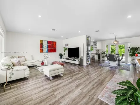 7495 SW 73rd Terrace Miami FL 33143