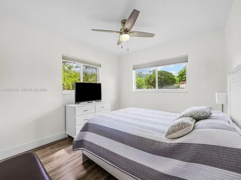 7495 SW 73rd Terrace Miami FL 33143