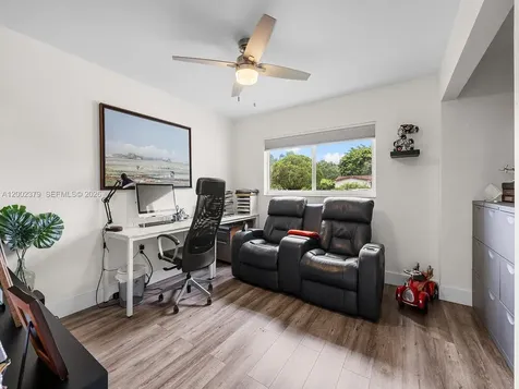 7495 SW 73rd Terrace Miami FL 33143