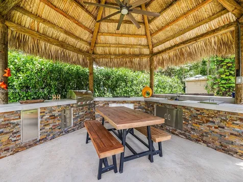 7495 SW 73rd Terrace Miami FL 33143