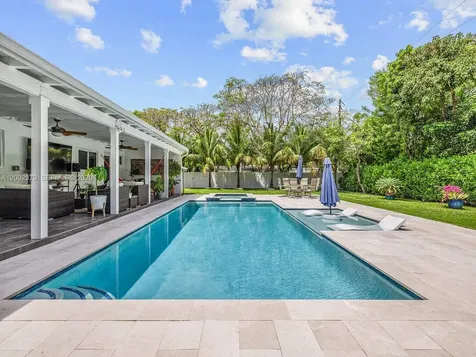 7495 SW 73rd Terrace Miami FL 33143