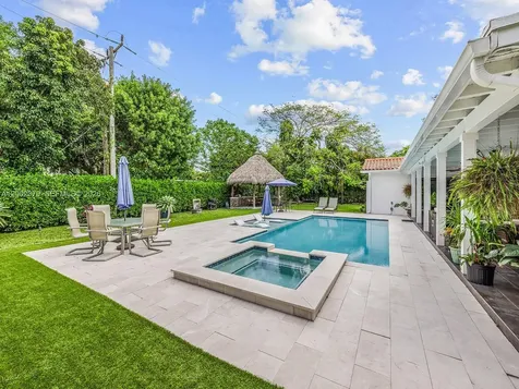 7495 SW 73rd Terrace Miami FL 33143