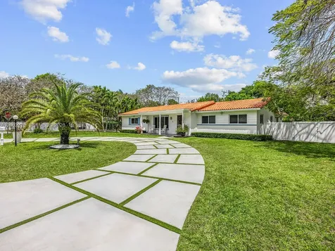 7495 SW 73rd Terrace Miami FL 33143
