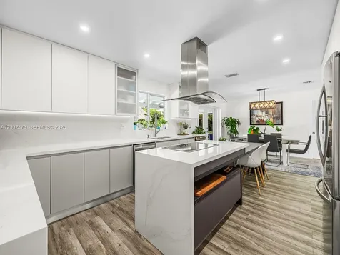 7495 SW 73rd Terrace Miami FL 33143