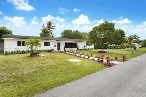 11705 SW 97th Court Miami FL 33176