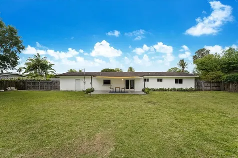 11705 SW 97th Court Miami FL 33176