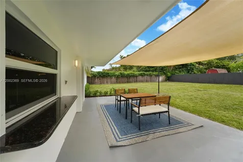 11705 SW 97th Court Miami FL 33176