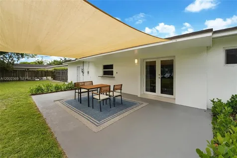 11705 SW 97th Court Miami FL 33176