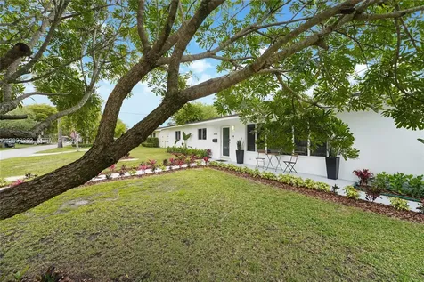 11705 SW 97th Court Miami FL 33176