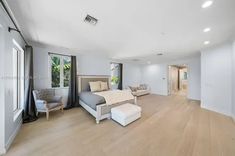 2614 Castilla Isle Fort Lauderdale FL 33301