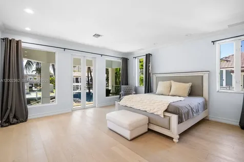 2614 Castilla Isle Fort Lauderdale FL 33301