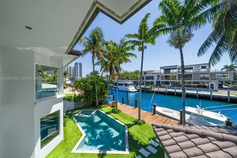 2614 Castilla Isle Fort Lauderdale FL 33301