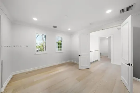 2614 Castilla Isle Fort Lauderdale FL 33301