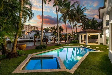 2614 Castilla Isle Fort Lauderdale FL 33301