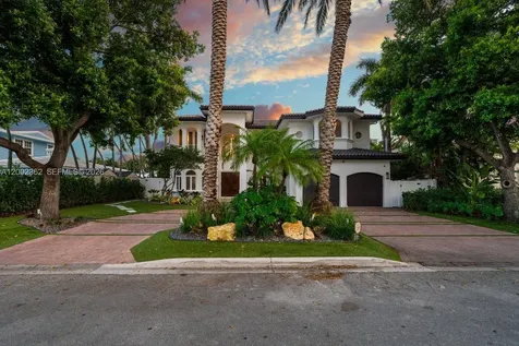 2614 Castilla Isle Fort Lauderdale FL 33301