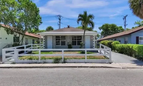 706 S F Street Lake Worth FL 33460