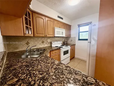 8500 NW 8th Street Miami FL 33126