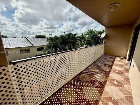 8500 NW 8th Street Miami FL 33126