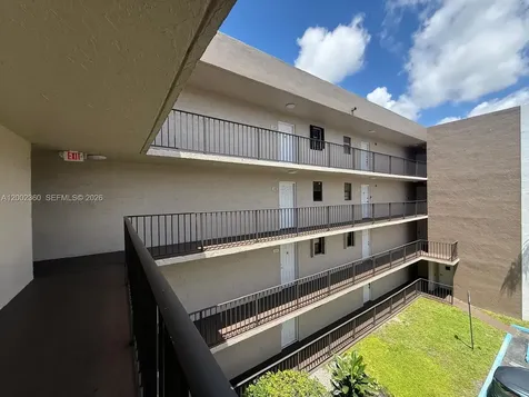8500 NW 8th Street Miami FL 33126