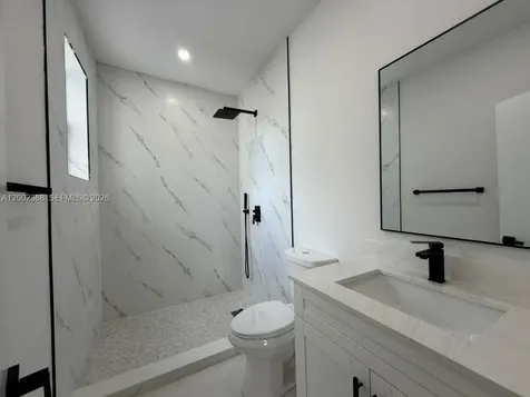 2425 SW 6th Street Miami FL 33135