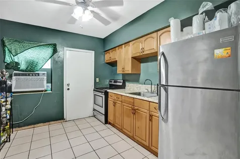 836 NW 101st Street Miami FL 33150