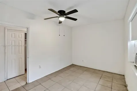 836 NW 101st Street Miami FL 33150