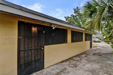 836 NW 101st Street Miami FL 33150