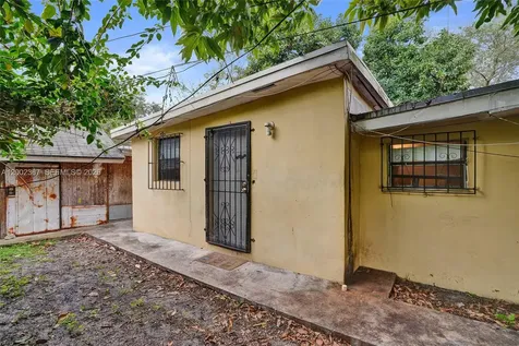 836 NW 101st Street Miami FL 33150